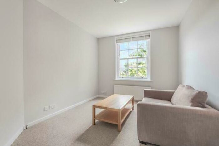 3 Bedroom Apartment To Rent In Broad Gauge Way, Wolverhampton, West Midlands, WV10