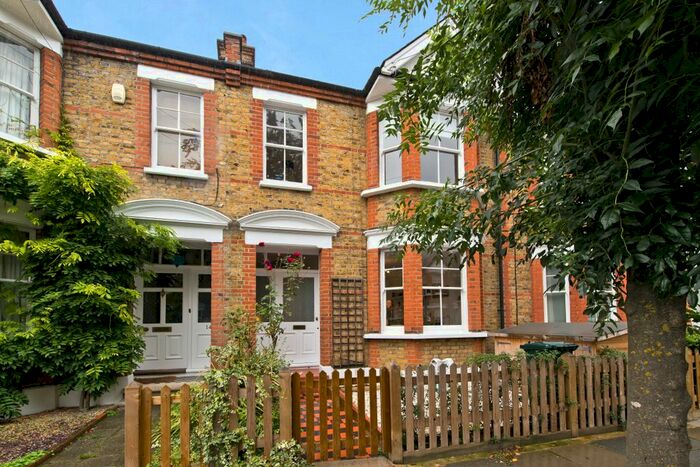4 Bedroom Detached House To Rent In Pendarves Road, Wimbledon, London, SW20
