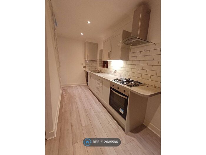 2 Bedroom End Terrace House To Rent In Rothbury Avenue, London, RM13