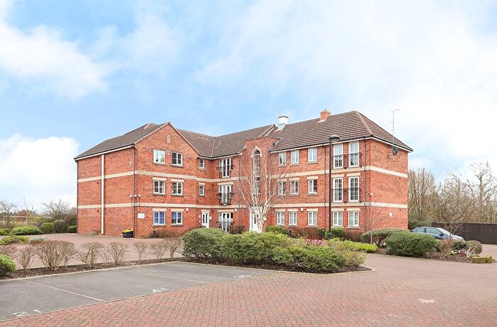 2 Bedroom Flat For Sale In Greenacre Close, Sheffield, S12