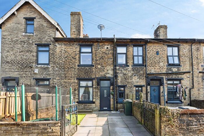 2 Bedroom Terraced House For Sale In St. Pauls Road, Wibsey, Bradford, BD6