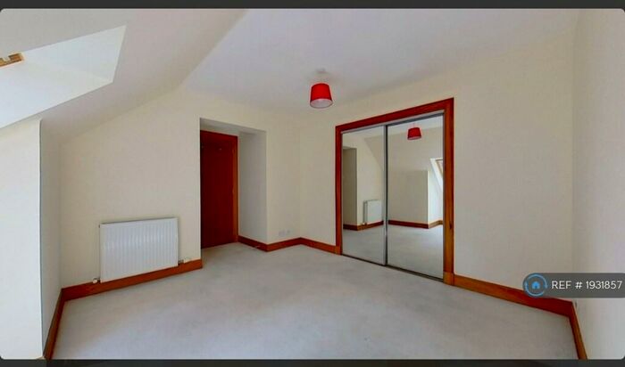 3 Bedroom Flat To Rent In Balnageith Rise, Forres, IV36