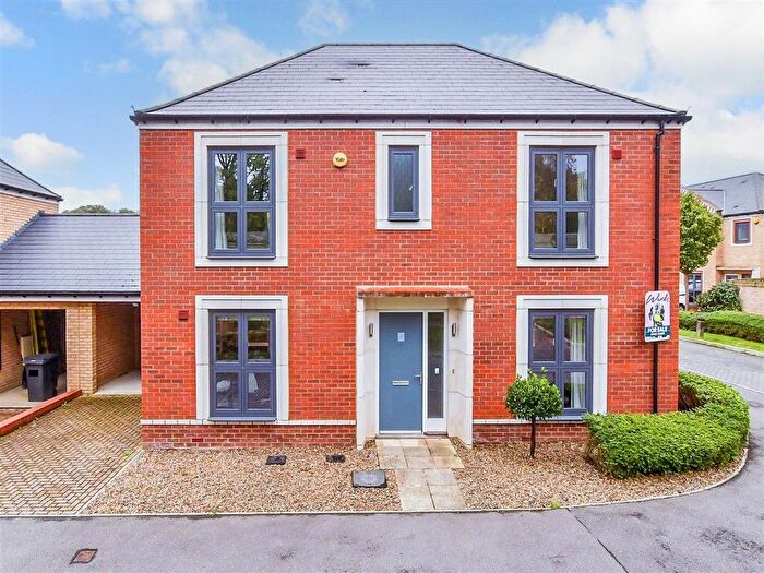 4 Bedroom Detached House For Sale In Ruton Square, Kings Hill, West Malling, Kent, ME19