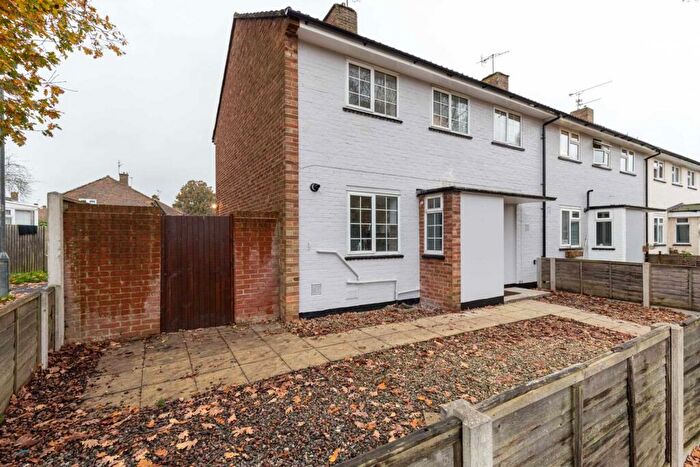 3 Bedroom End Of Terrace House To Rent In Worth Road, Crawley, RH10