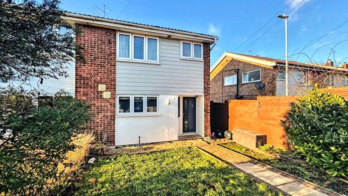 3 Bedroom Property To Rent In Ipswich Road, Colchester, CO4