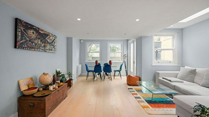 3 Bedroom Maisonette To Rent In Marylands Road, Maida Vale, W9