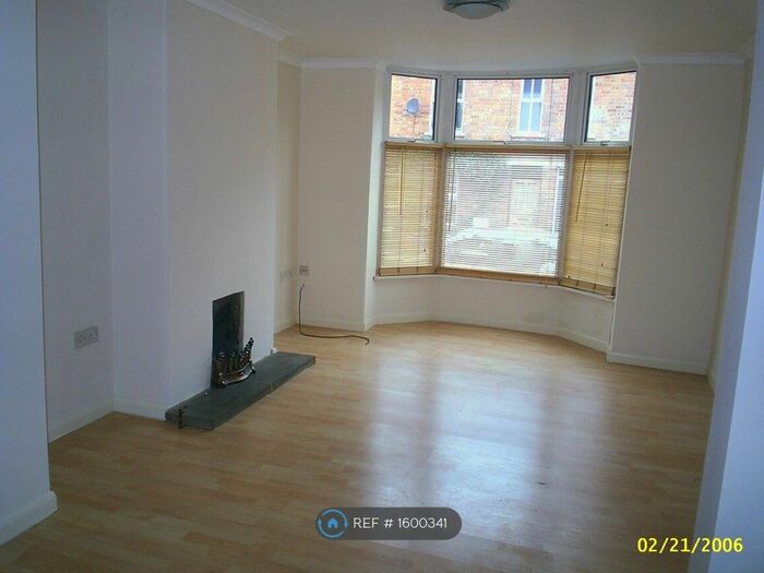 3 Bedroom Terraced House To Rent In Percy Road, Woodford Halse, Daventry, NN11