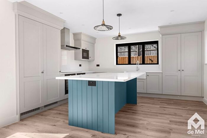 5 Bedroom Detached House For Sale In Harrington House, New Town, Toddington, Gloucestershire, GL54