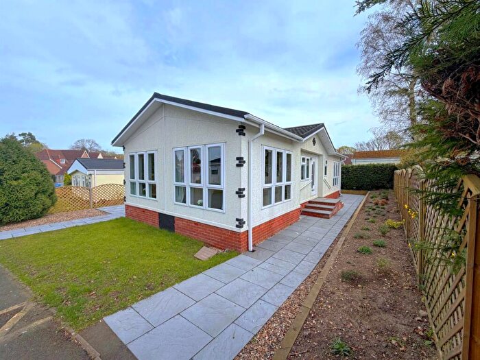 2 Bedroom Park Home For Sale In Foxhall Road, Rushmere St. Andrew, Ipswich, IP4