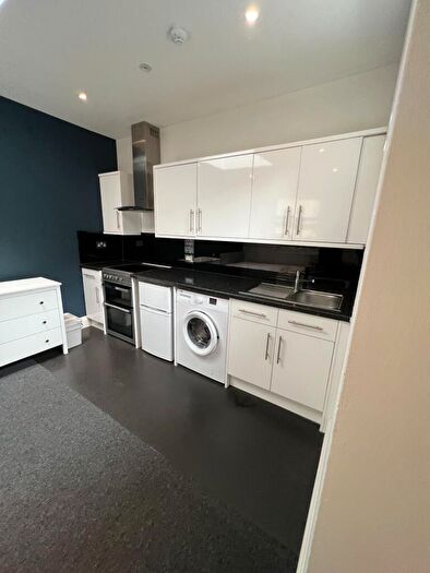 Studio To Rent In Flat, The Mall, Bristol, BS8 - Photo 2