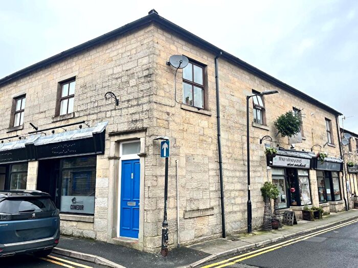 1 Bedroom Flat To Rent In Smithy Street, Ramsbottom, Bury, BL0