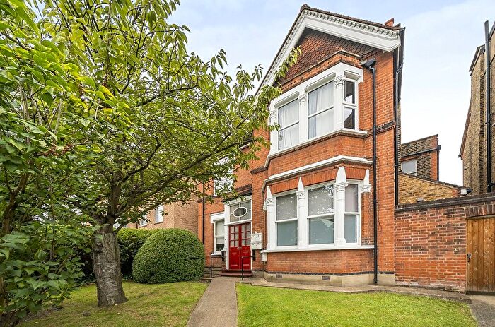 1 Bedroom Flat For Sale In Station Road, Sidcup, DA15