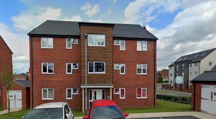 2 Bedroom Flat To Rent In Pearsons Way, Seacroft, Leeds, LS14