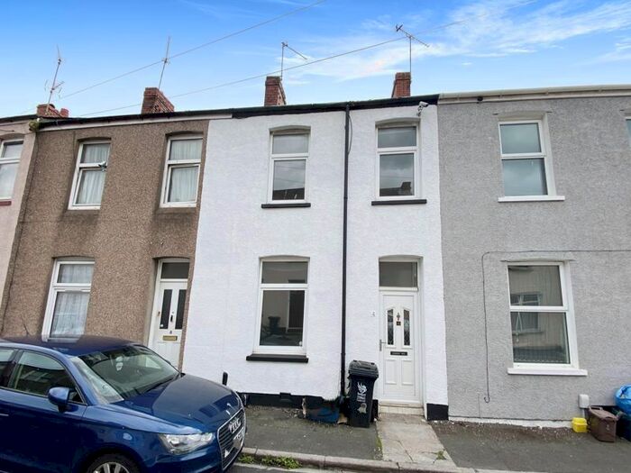 2 Bedroom Terraced House To Rent In St. Michael Street, Newport, NP20