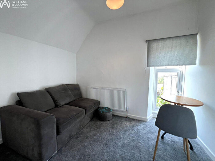 2 Bedroom Character Property For Sale In Pensarn, Pentre Berw, LL60