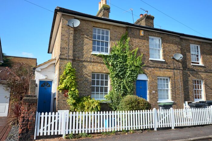 2 Bedroom End Of Terrace House To Rent In Hemnall Street, Epping, Essex CM16