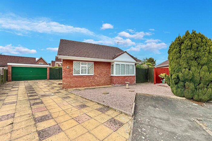 2 Bedroom Detached House For Sale In Beckett Close, Heckington, NG34