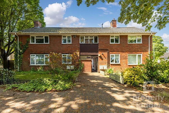 2 Bedroom Flat For Sale In Barclay Green, NR7