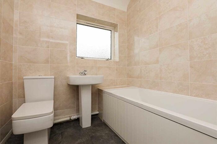 3 Bedroom Terraced House For Sale In Summers Avenue, Bootle, Liverpool, L20