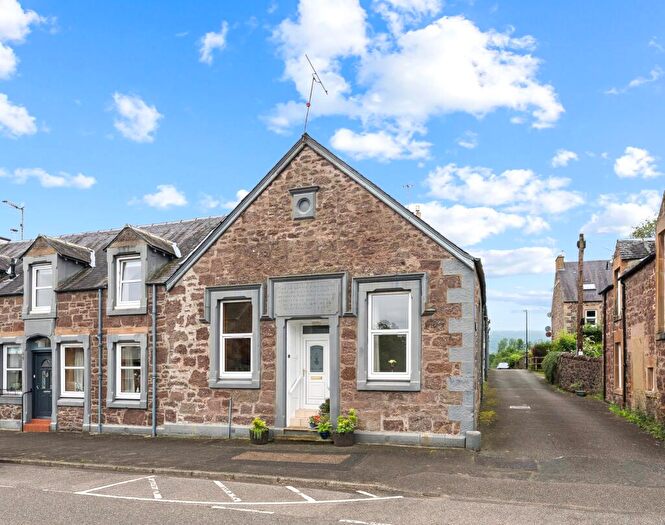 2 Bedroom House For Sale In Bridgend, Callander, FK17