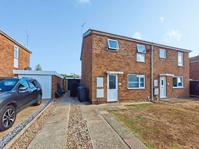 3 Bedroom Property To Rent In Rockingham Place, Herne Bay, CT6