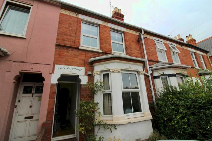 3 Bedroom Terraced House To Rent In Gosbrook Road, Caversham, Reading, RG4