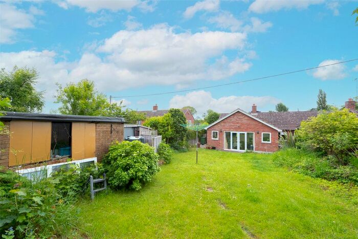 3 Bedroom Bungalow For Sale In White Hill, Ecchinswell, Newbury, West Berkshire, RG20