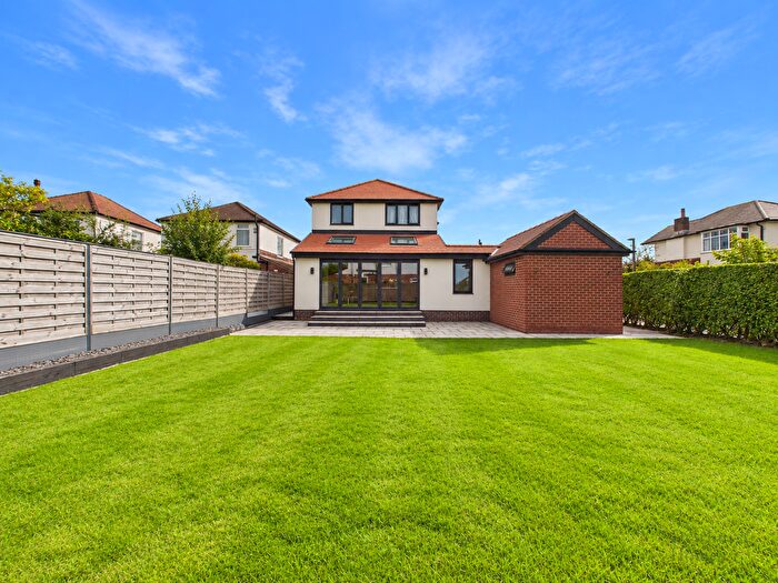 4 Bedroom Detached House For Sale In Hazelmere Road, Fulwood, PR2