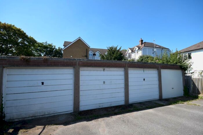 Garage / Parking To Rent In Page Heath Lane Bromley, BR1