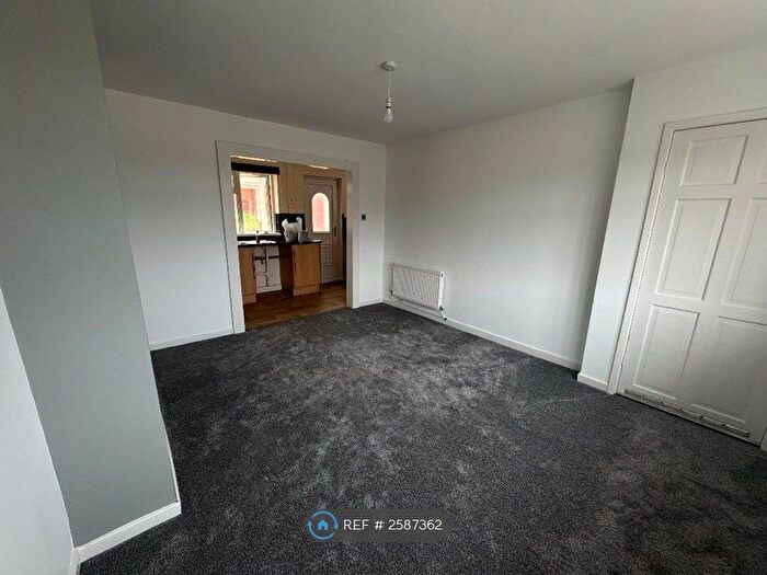 2 Bedroom Semi-Detached House To Rent In Avonmouth Road, Sunderland, SR3