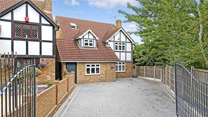 5 Bedroom Detached House For Sale In Pound Lane North, Laindon, SS15