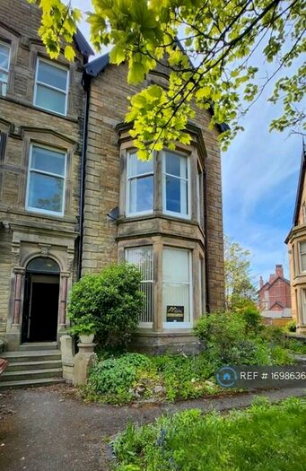 1 Bedroom Flat To Rent In St. Georges Square, Lytham St. Annes, FY8