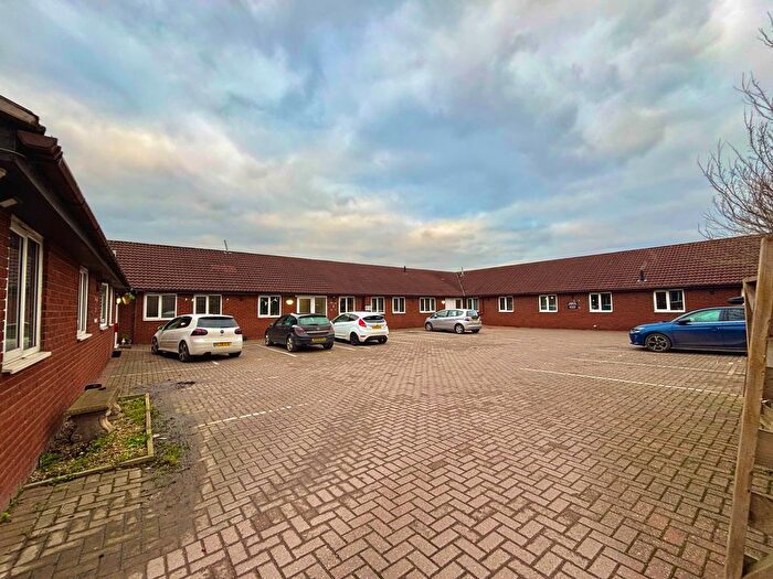 1 Bedroom Property To Rent In Colliery Road, Church Gresley, Swadlincote, DE11