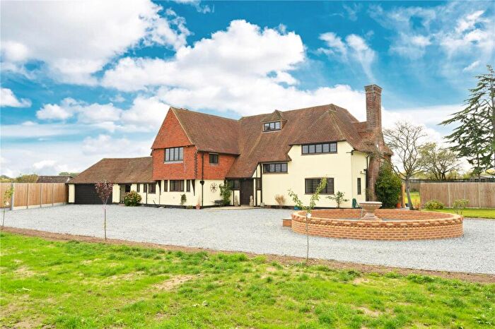 5 Bedroom Detached House To Rent In Molesey Road, Walton-on-Thames, Surrey, KT12