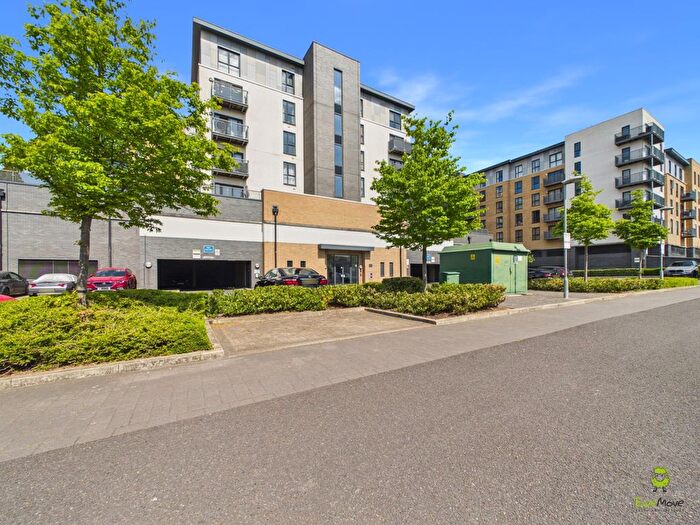 2 Bedroom Flat For Sale In Saxon House Little Brights Road, Belvedere, Kent, DA17