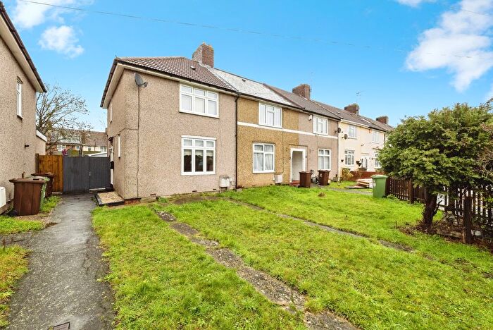 2 Bedroom End Terrace House For Sale In Amidas Gardens, Dagenham, RM8