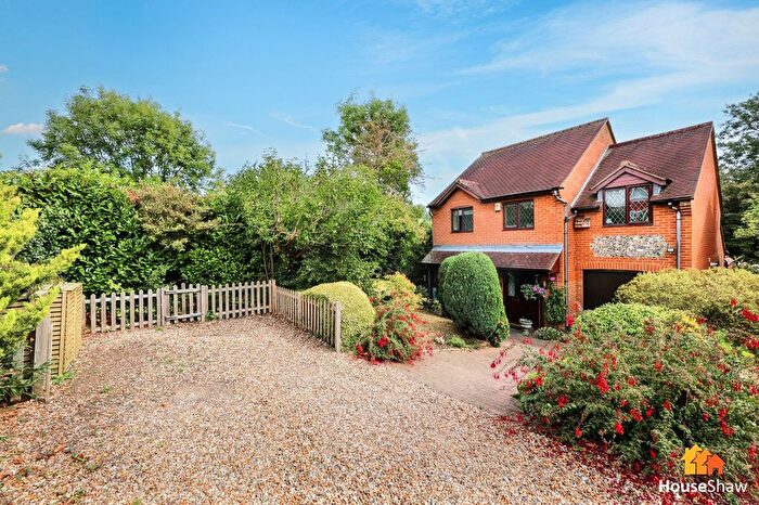 4 Bedroom Detached House For Sale In The Cherry Pit, Downley Village, HP13