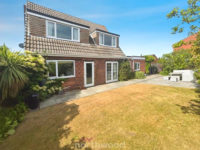 3 Bedroom Detached House For Sale In Somerton Drive, Hatfield Woodhouse, Doncaster, DN7