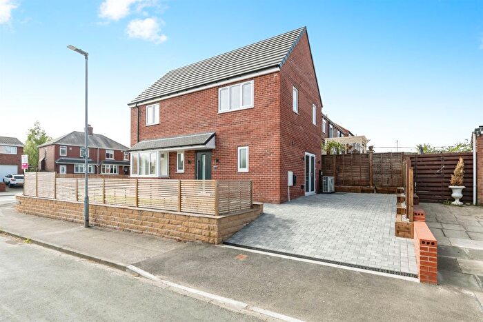 3 Bedroom Detached House For Sale In Everdale Mount, Hemsworth, Pontefract, WF9