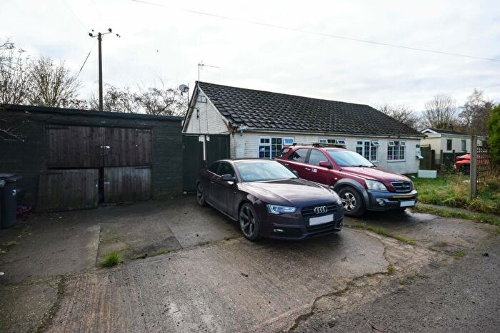 4 Bedroom Detached Bungalow For Sale In Main Road, Gayton Le Marsh, LN13