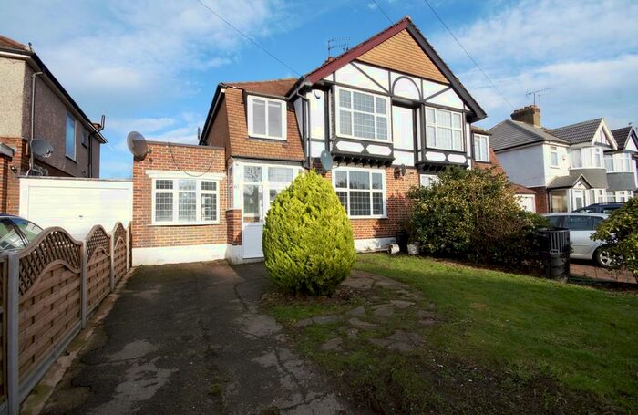 4 Bedroom Semi-Detached House To Rent In Briarwood Drive, Northwood, HA6