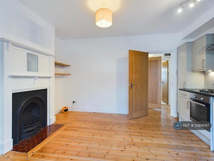 1 Bedroom Flat To Rent In Davigdor Road, Hove, BN3