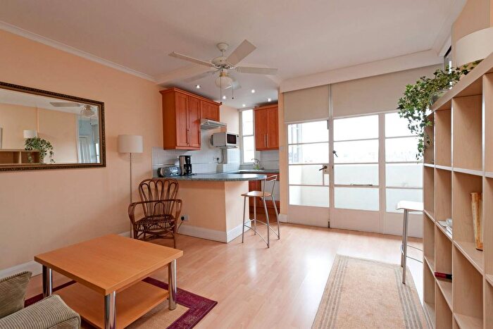 1 Bedroom Flat To Rent In Sloane Avenue, Sloane Square, London, SW3