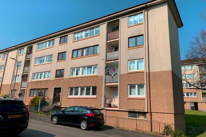 2 Bedroom Flat To Rent In Keal Avenue, Blairdardie, Glasgow, G15
