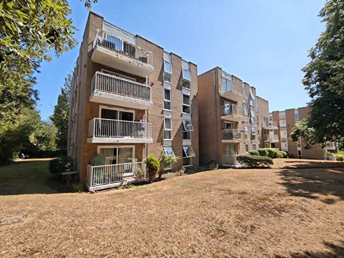 1 Bedroom Property To Rent In St. Winifreds Road, Bournemouth, BH2