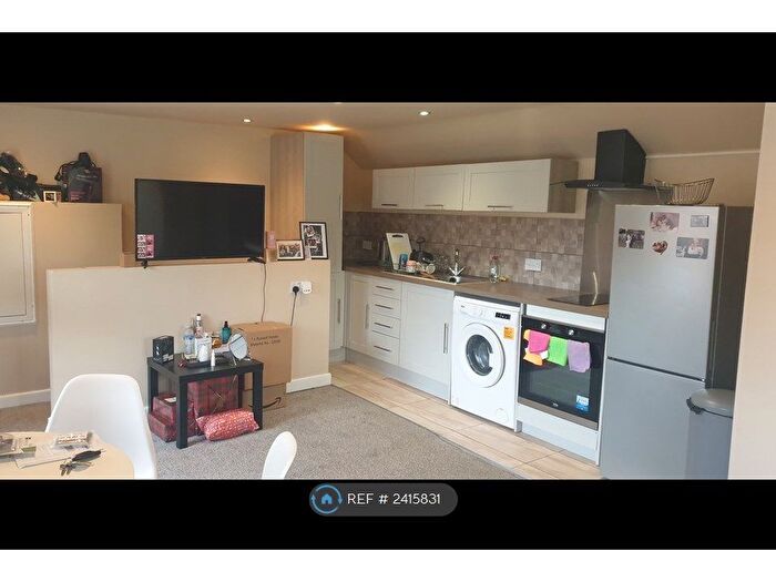 Studio To Rent In Gill Street, Doncaster, DN1