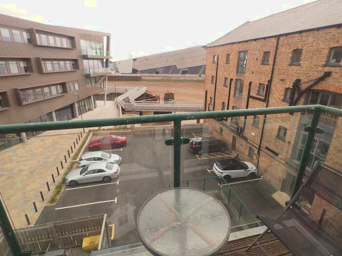 1 Bedroom Apartment To Rent In The Oberon, Queen Street, Hull, HU1