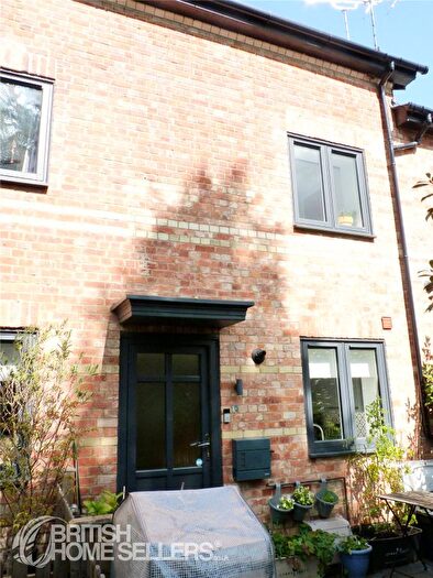 1 Bedroom Terraced House For Sale In Scotland Hill, Sandhurst, Berkshire, GU47