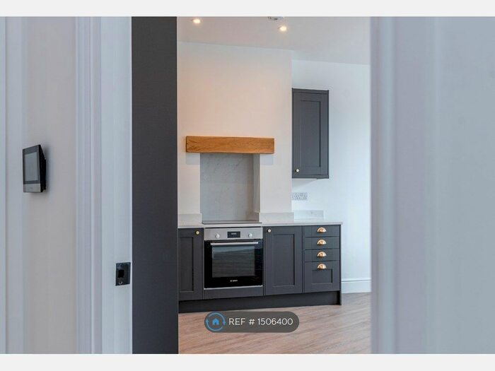 1 Bedroom Flat To Rent In Park View, Letchworth Garden City, SG6