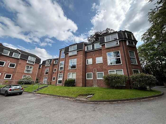 2 Bedroom Apartment To Rent In Parkfield Road South, Didsbury, Manchester, M20
